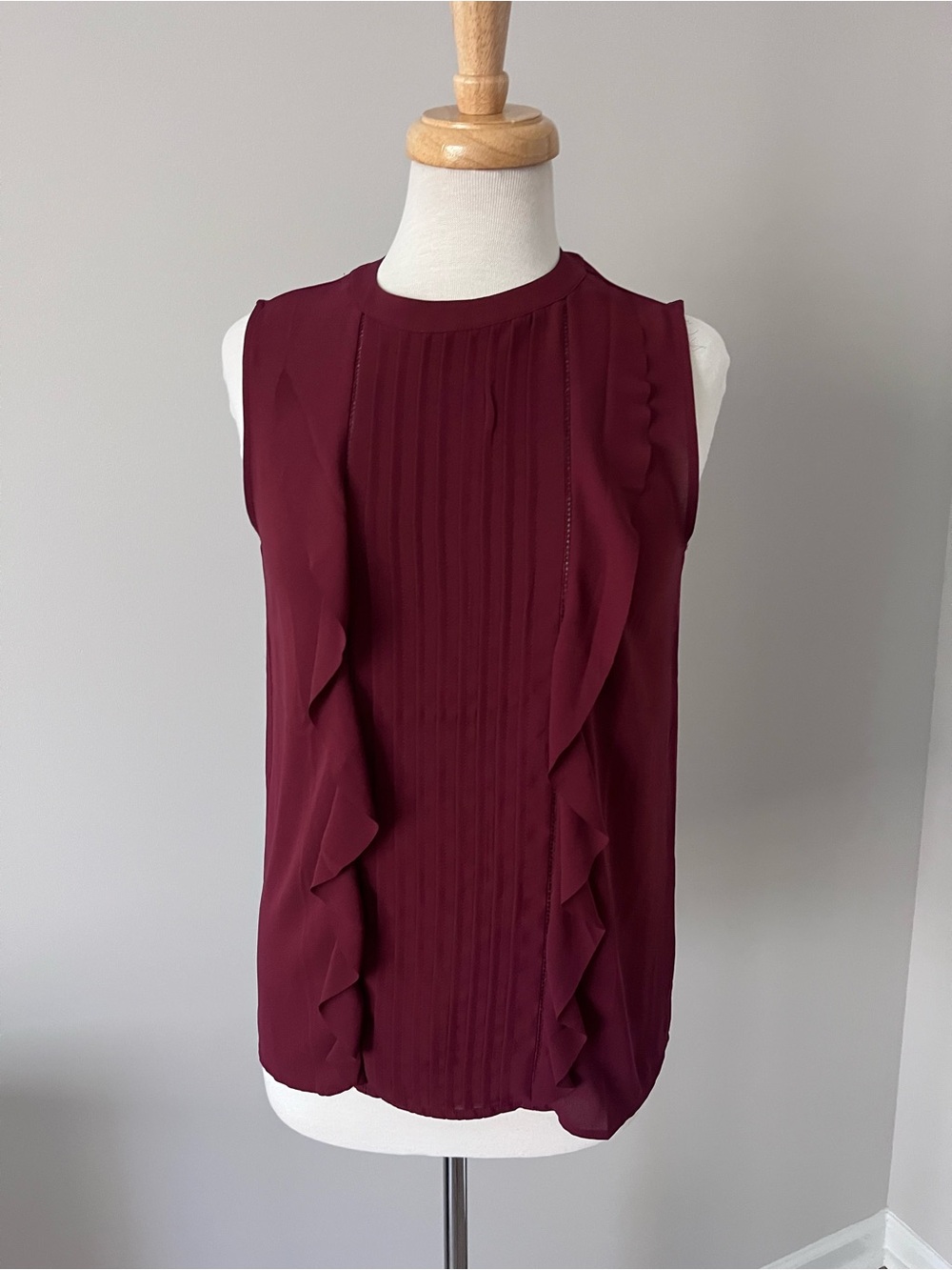 Ann Taylor Sleeveless Ruffle Pleat Blouse - Burgundy, Small